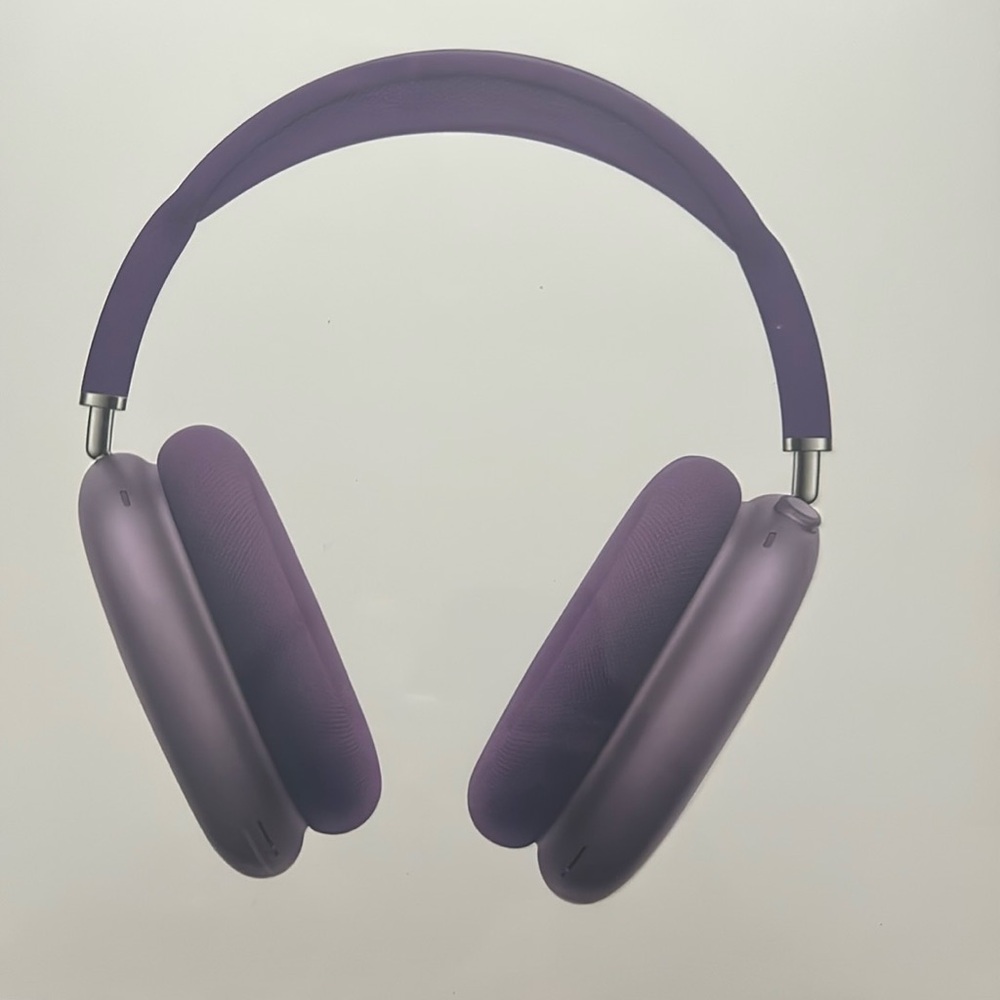 AirPod maxes!